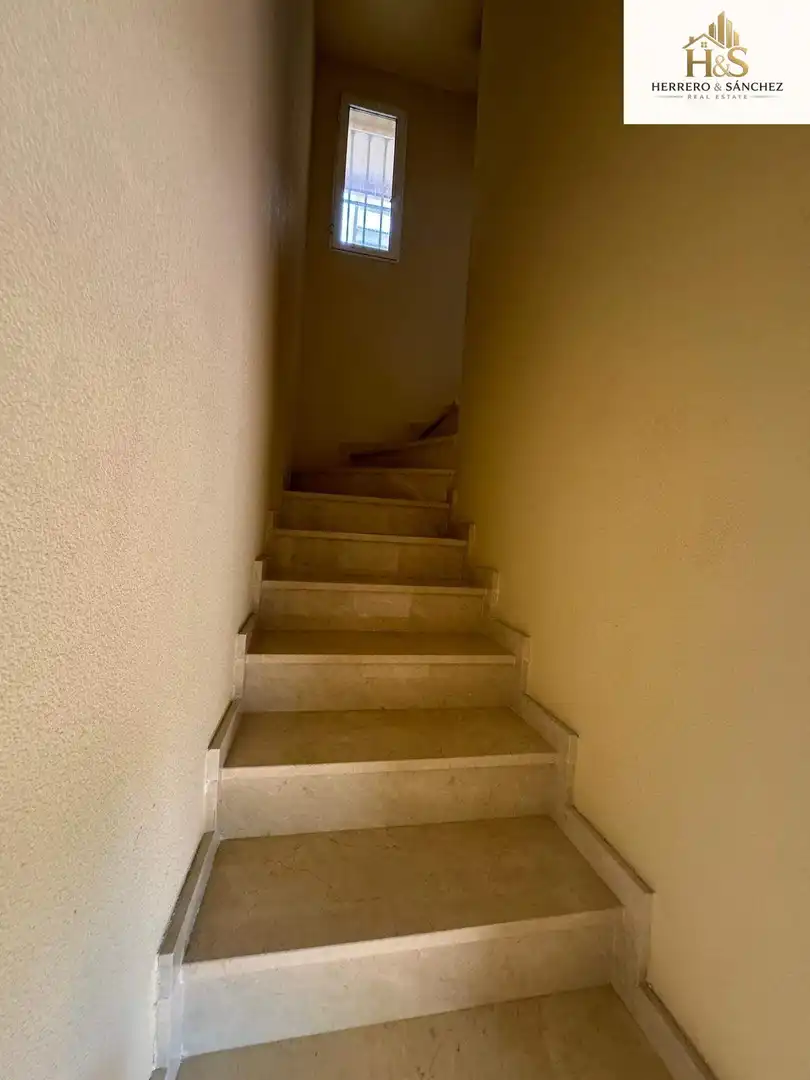 Houses for sale in Alicante / Alacant  with Air Conditioner, Heating and Private garden