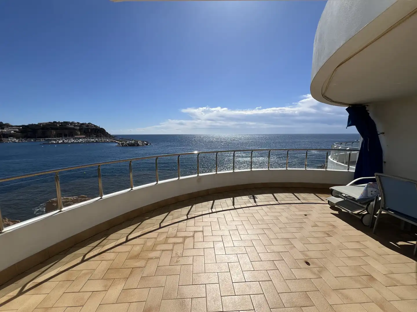 Apartments for rent in Passeig Marítim del President Josep Irla, Puntabrava - Port Salvi