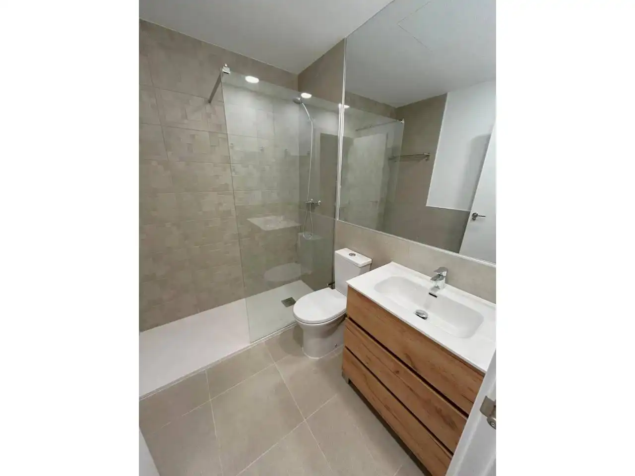 Bathroom of Lofts for rent in San Sebastián de los Reyes  with Air Conditioner, Heating and Terrace
