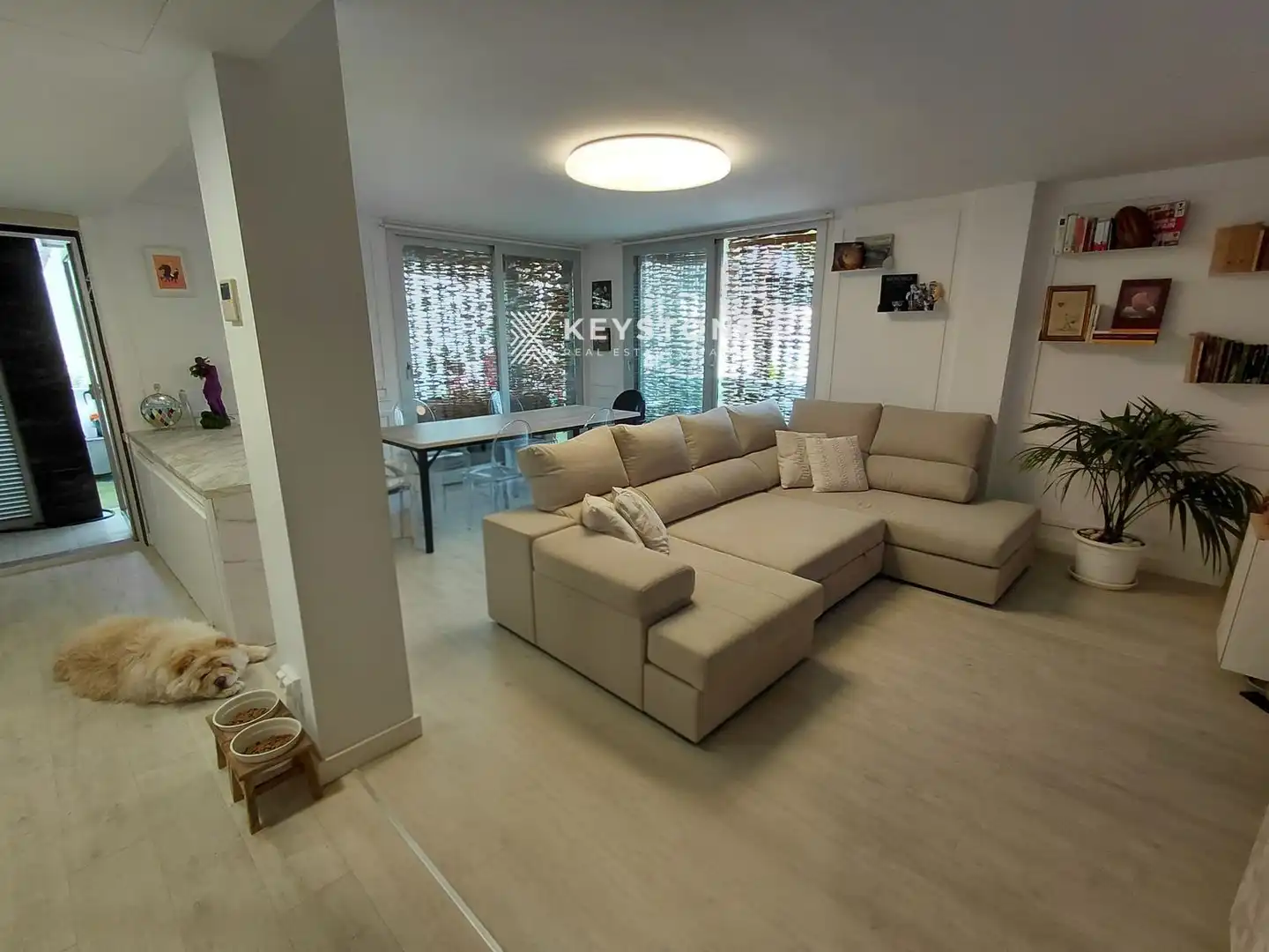 Living room of Flat for sale in Calvià  with Air Conditioner, Terrace and Swimming Pool