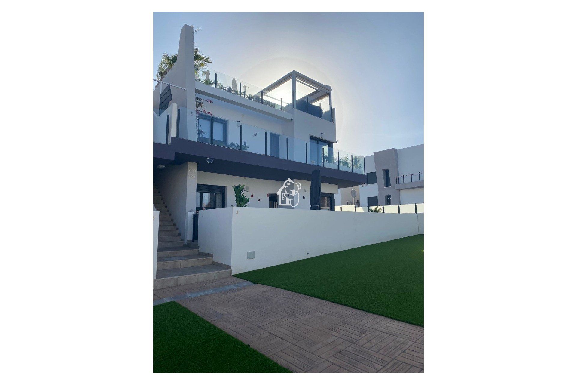 Vista exterior de Apartamento de alquiler en San Miguel de Salinas con Aire acondicionado, Terraza y Piscina