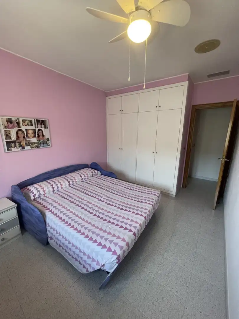 Habitación de Casa adosada en venta en Porqueres con Aire acondicionado, Terraza y Balcón