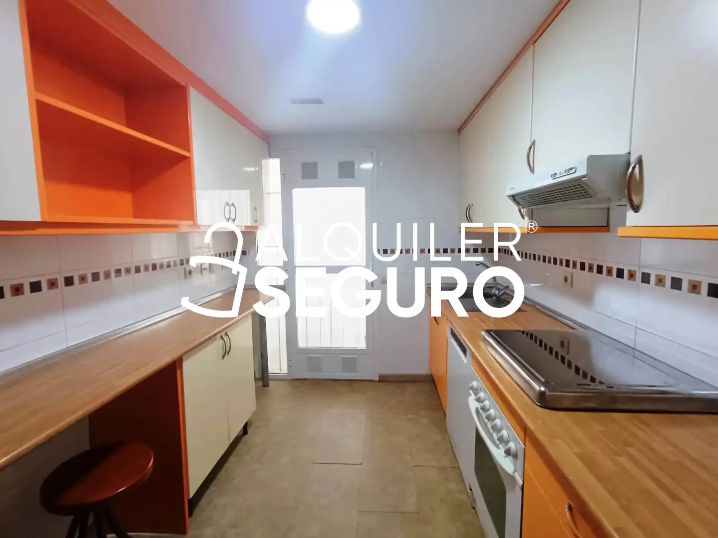 Kitchen of Flat for rent in Pinto  with Heating and Furnished