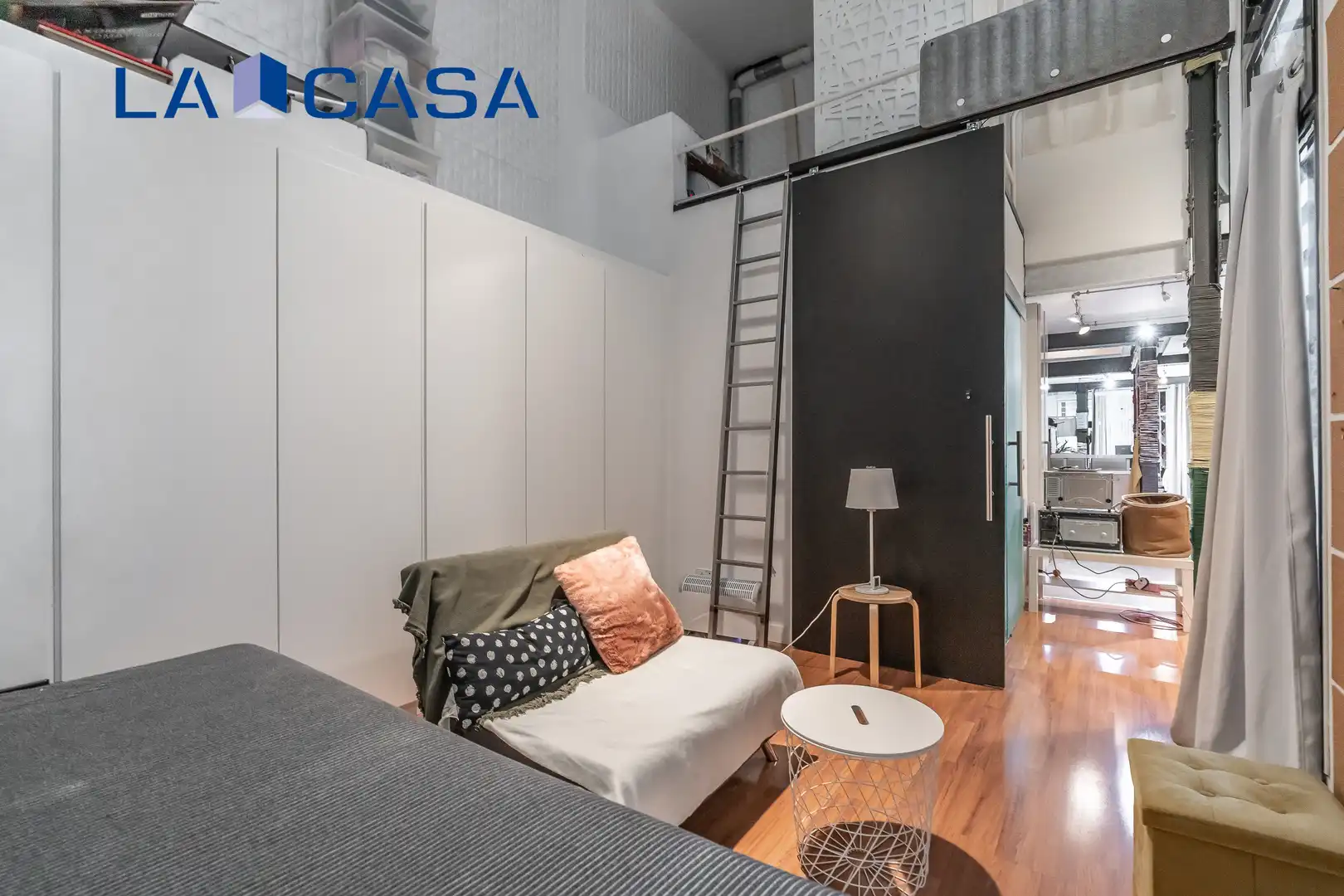 Maisonette zum Verkauf in Madrid mit Klimaanlage, Heizung und Terrasse