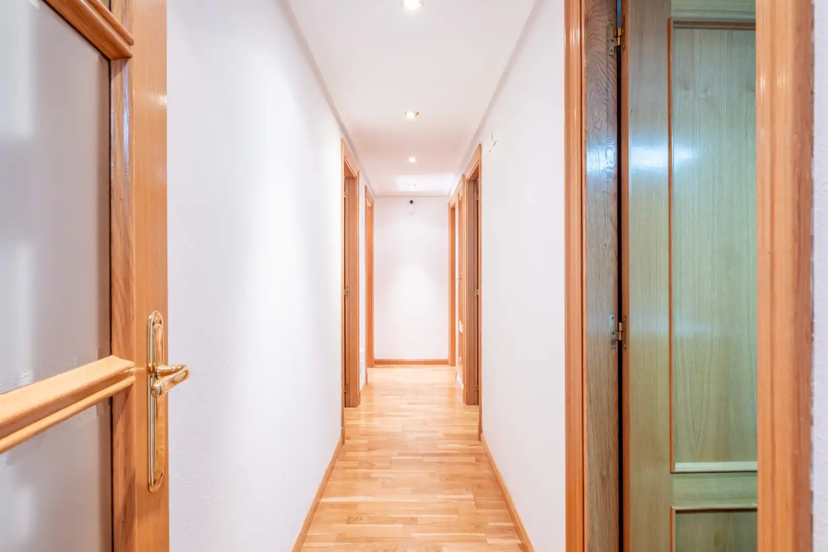Flat for sale in Zaragoza  with Air Conditioner, Heating and Parquet flooring