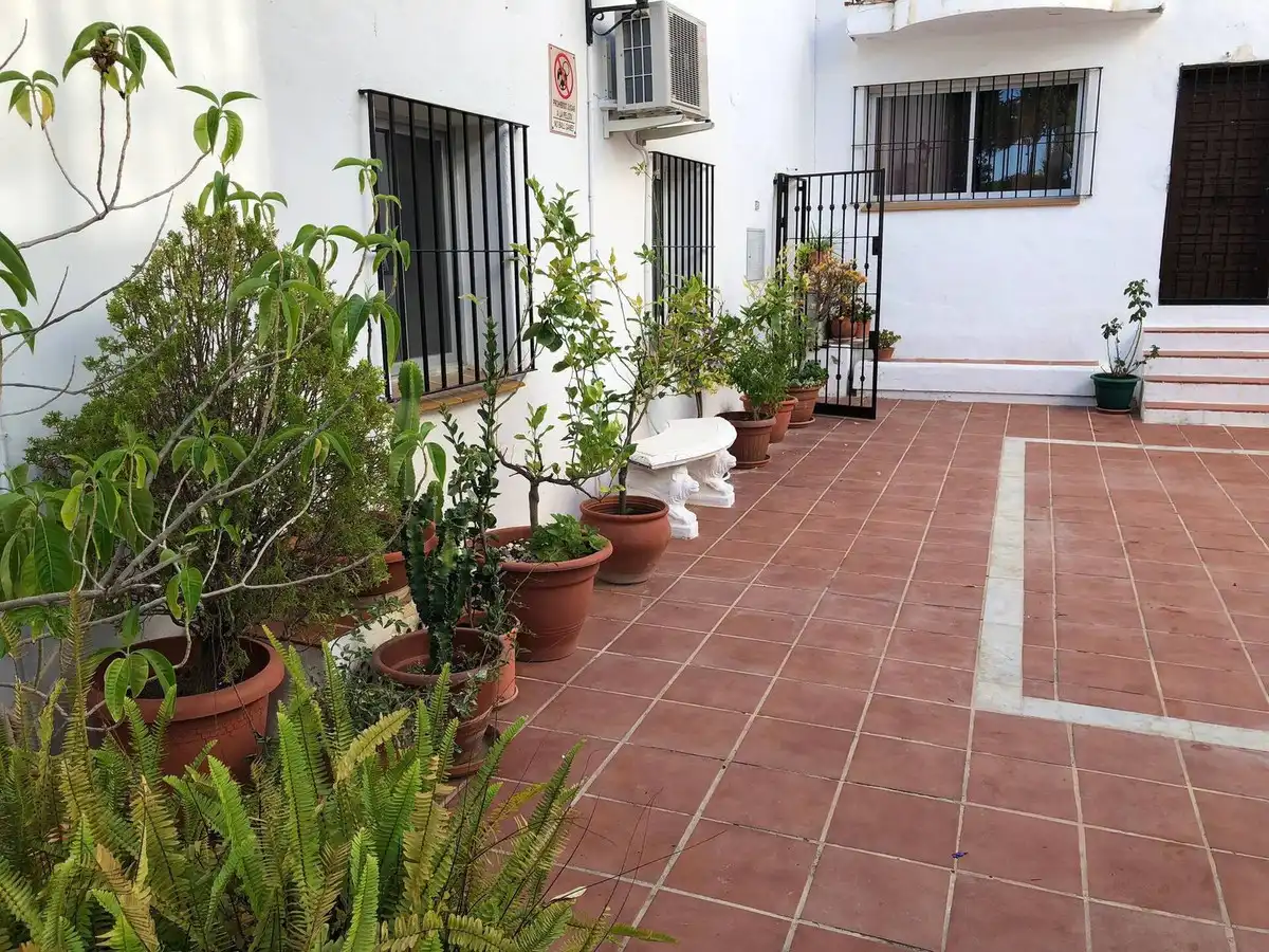 Terraza de Apartamento en venta en Marbella con Aire acondicionado y Piscina comunitaria