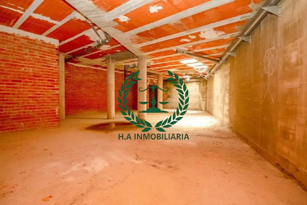 Local comercial en venta en Torrelaguna, imagen 2
