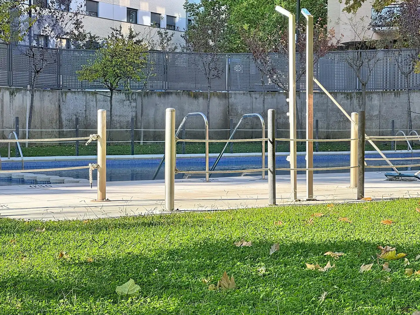 Piscina de Pis en venda en Zaragoza amb Calefacció, Terrassa i Traster