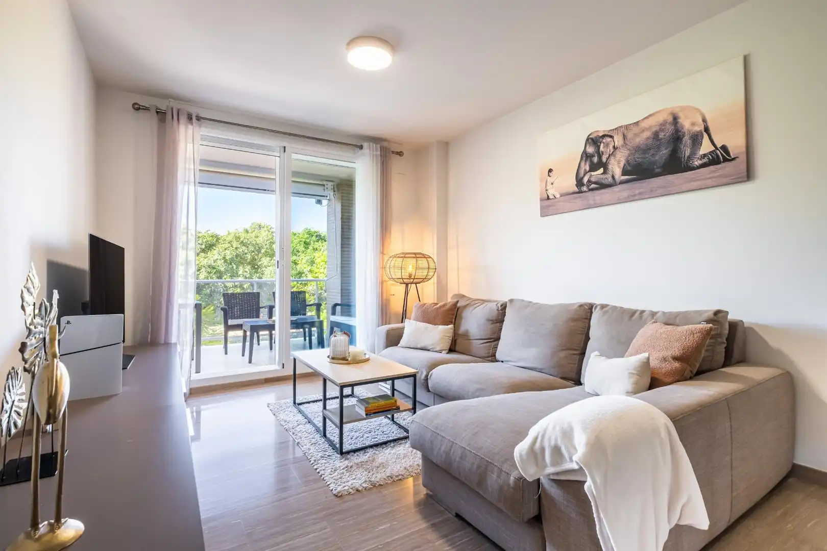 Apartament amb terrassa en venda a Montañar - El Arenal