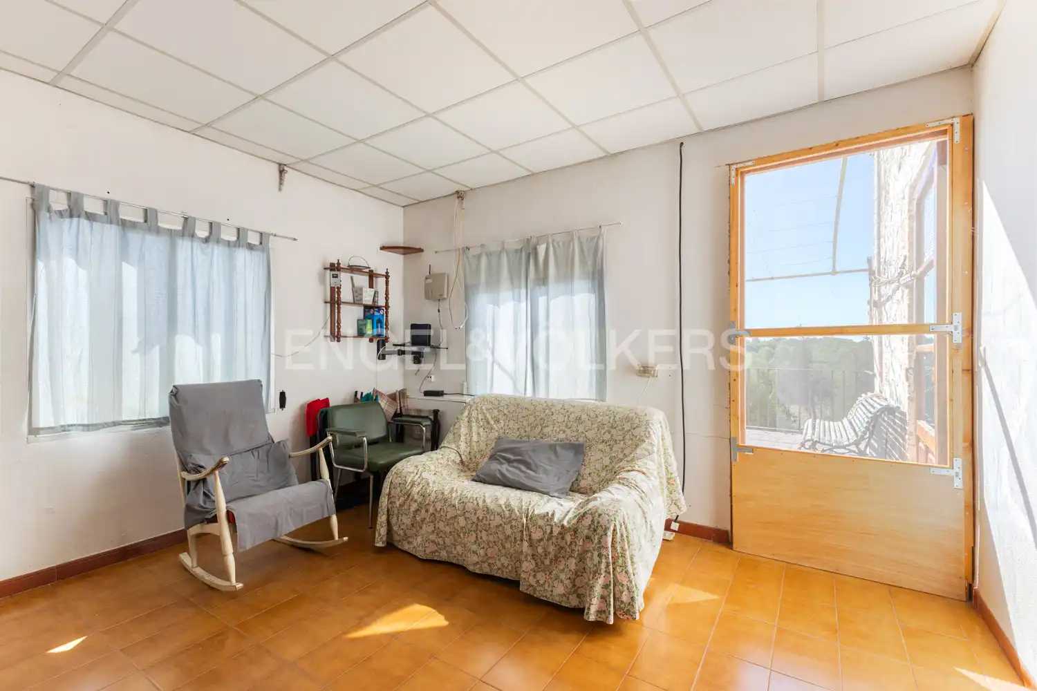 Sala de estar de Casa o chalet en venta en Llíria con Calefacción, Jardín privado y Parquet