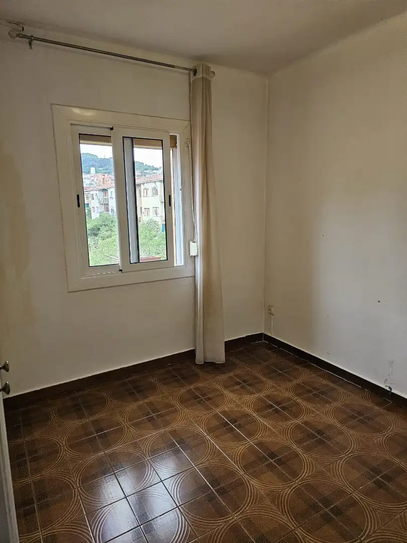 Habitación de Piso en venta en Barcelona con Aire acondicionado, Calefacción y Balcón