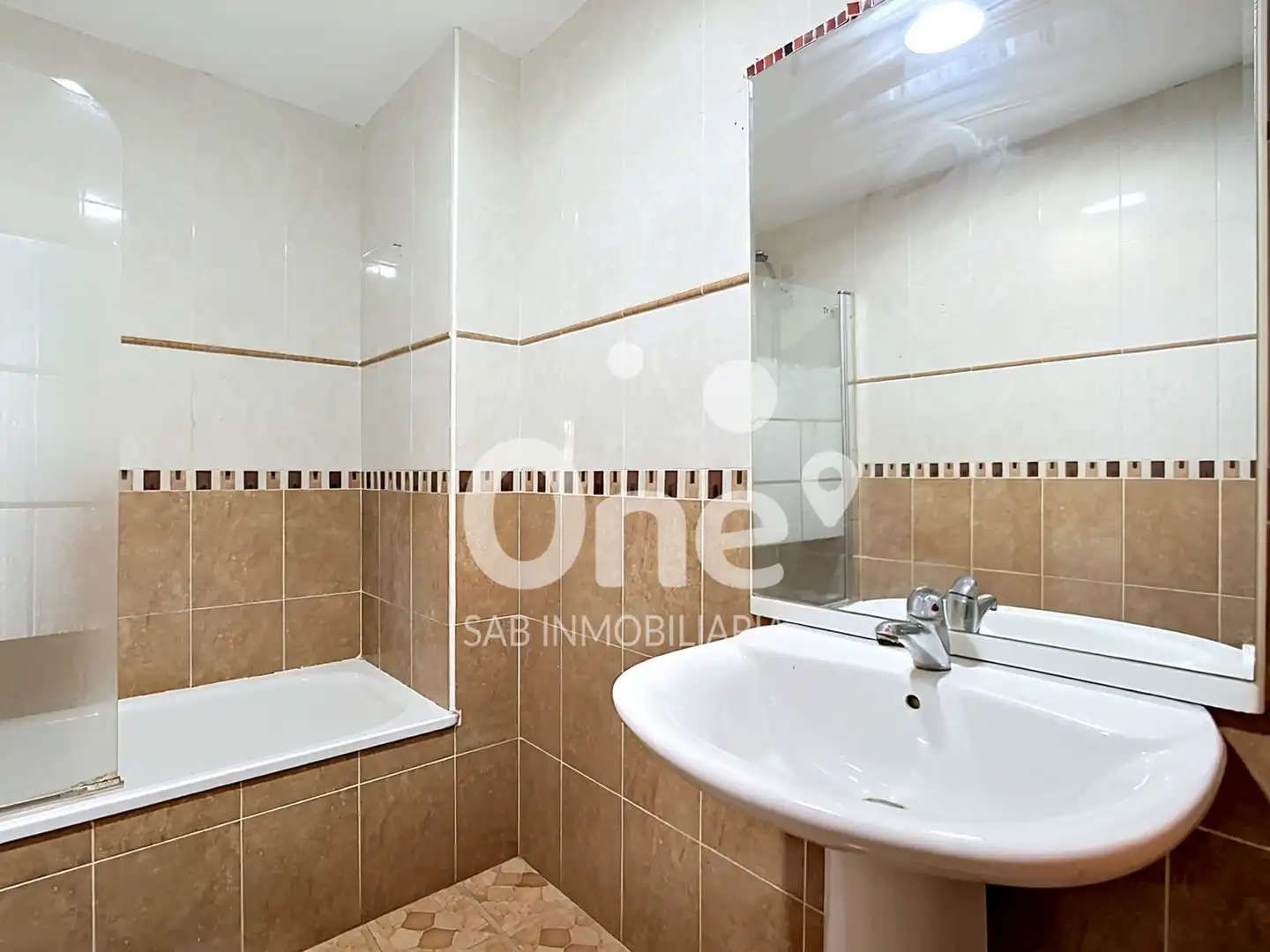 Bathroom of Flat for sale in Benissanó  with Terrace and Oven