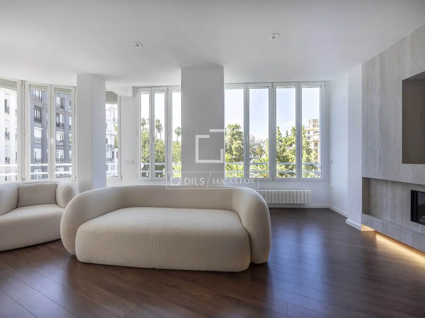 Living room of Flat for rent in Valencia  with Air Conditioner, Heating and Parquet flooring
