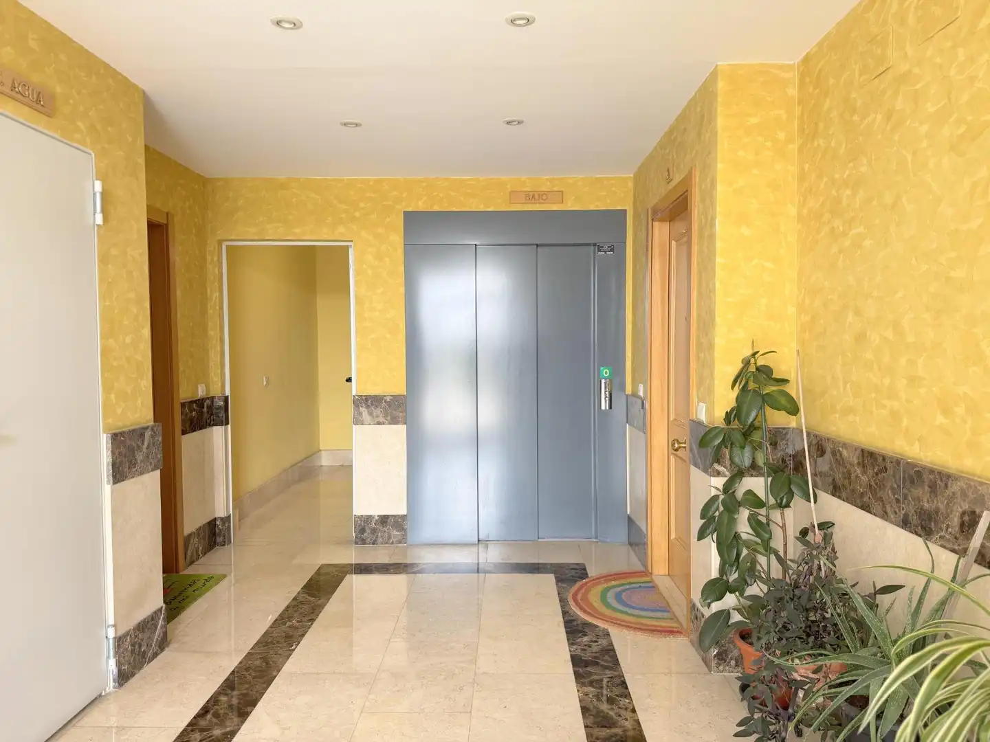 Piso en venta en Ávila con Calefacción, Jardín privado y Terraza