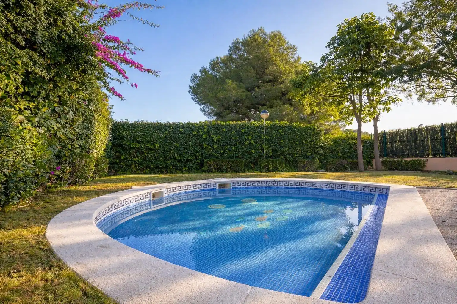 Piscina de Casa o xalet en venda en Salou amb Aire condicionat, Calefacció i Jardí privat