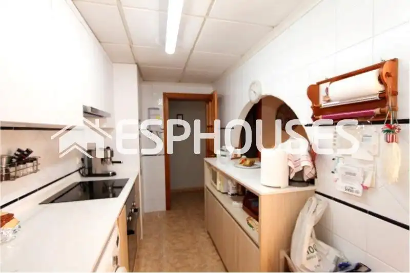 Cocina de Apartamento en venta en Guardamar del Segura con Terraza y Balcón