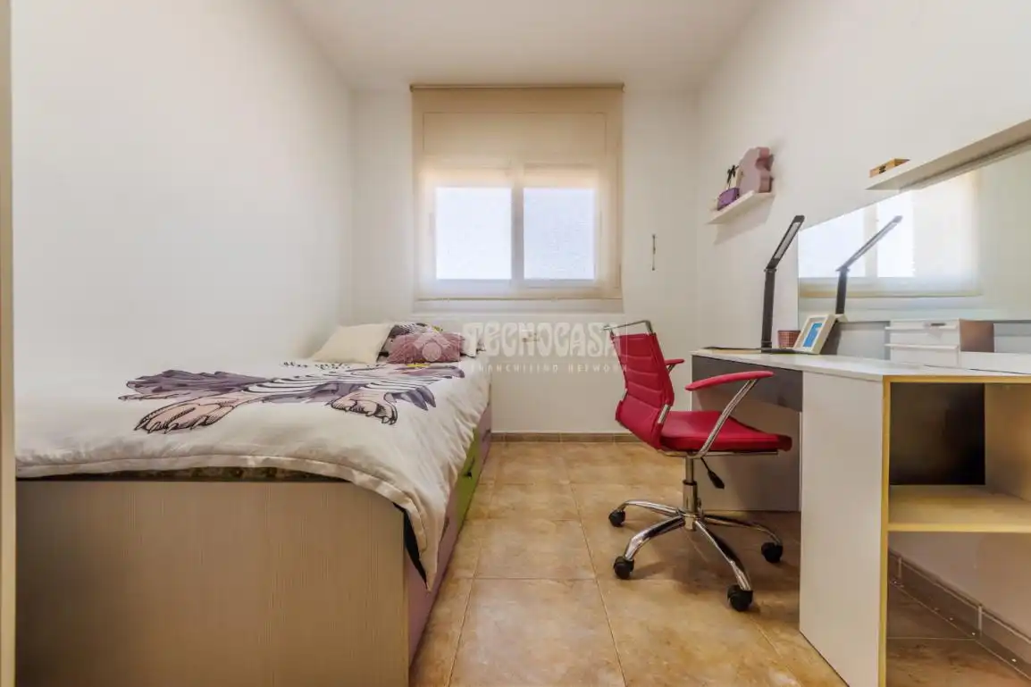 Habitación de Casa o chalet en venta en Tarragona con Aire acondicionado, Jardín privado y Terraza