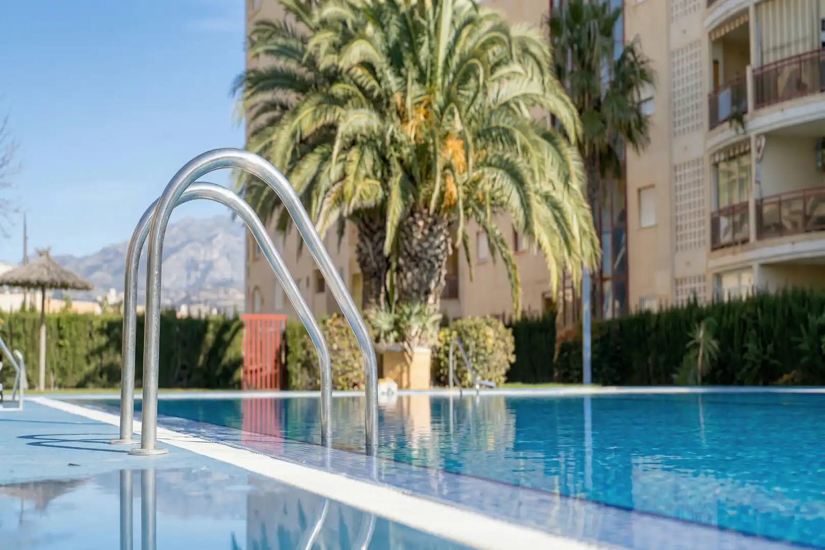 Piscina de Piso en venta en Villajoyosa / La Vila Joiosa con Terraza, Horno y Piscina comunitaria