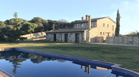 Masia reformada en urb Mas nou