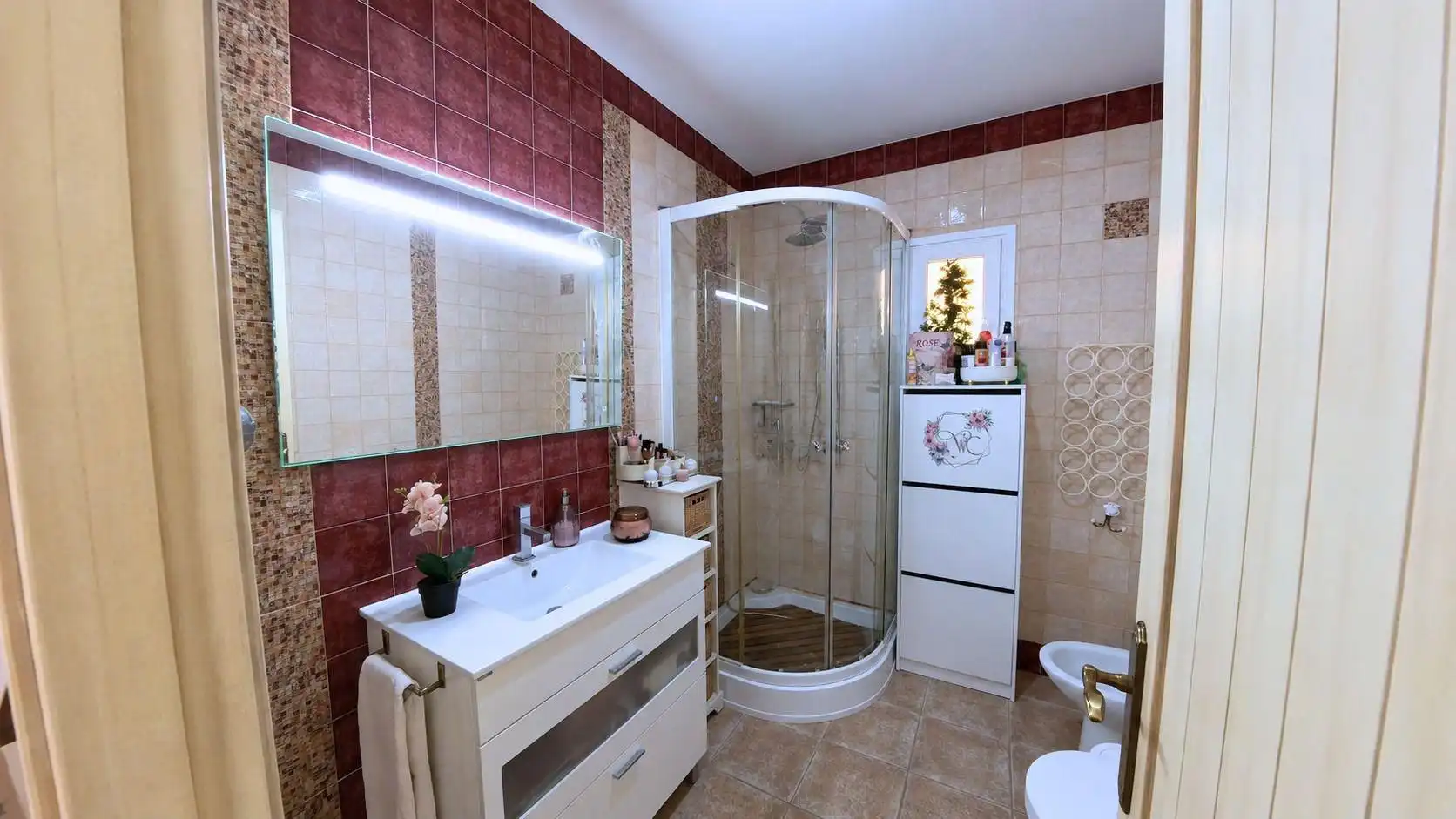 Bathroom of Houses for sale in Chiclana de la Frontera  with Air Conditioner, Private garden and Storage room