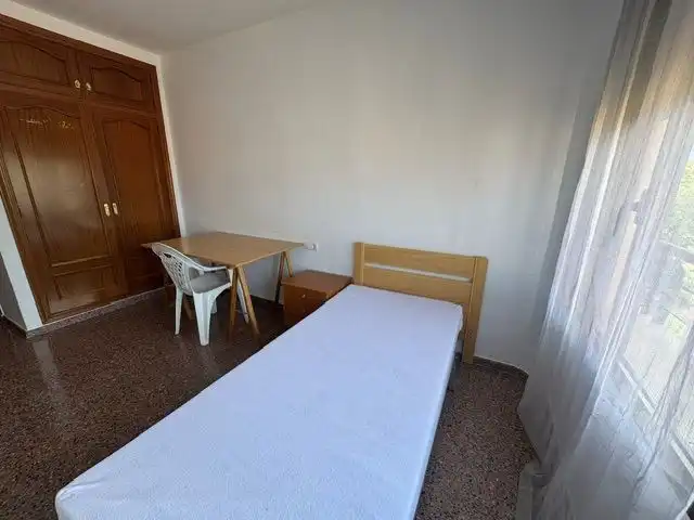 Bedroom of Flat for rent in Alcoy / Alcoi  with Storage room and Furnished
