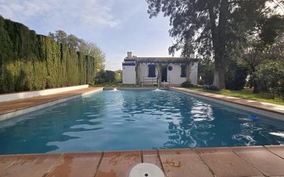 Swimming pool of House or chalet for sale in Almensilla  with Private garden, Storage room and Swimming Pool