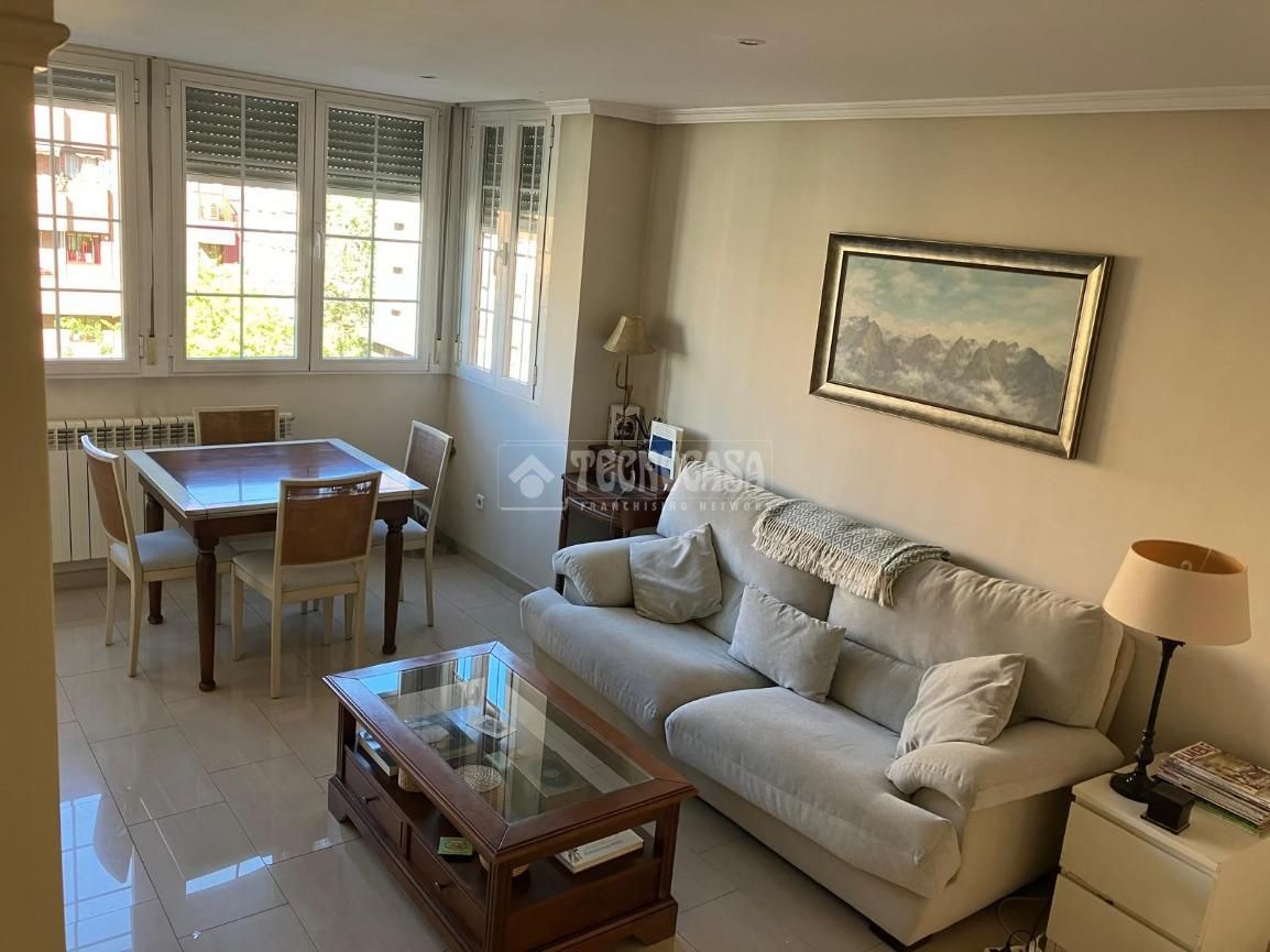 Living room of Flat to rent in  Madrid Capital  with Heating and Terrace