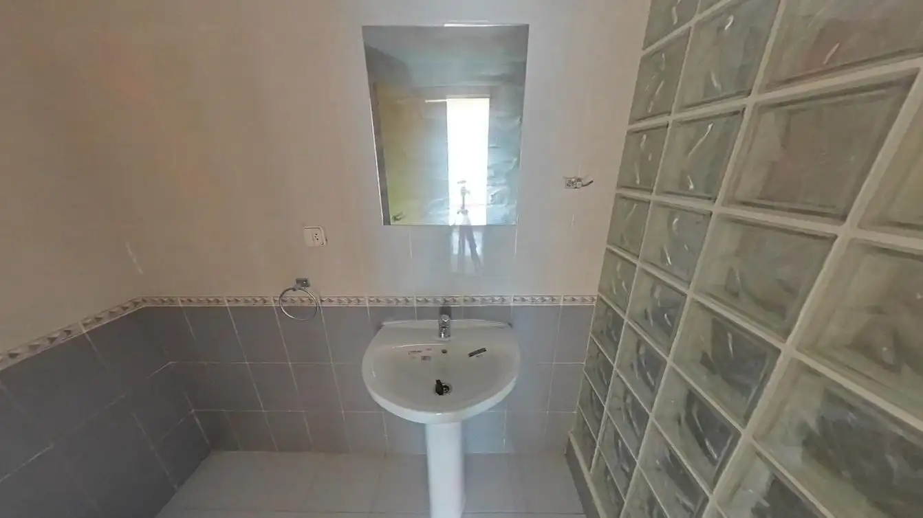Bany de Pis en venda en Alicante / Alacant