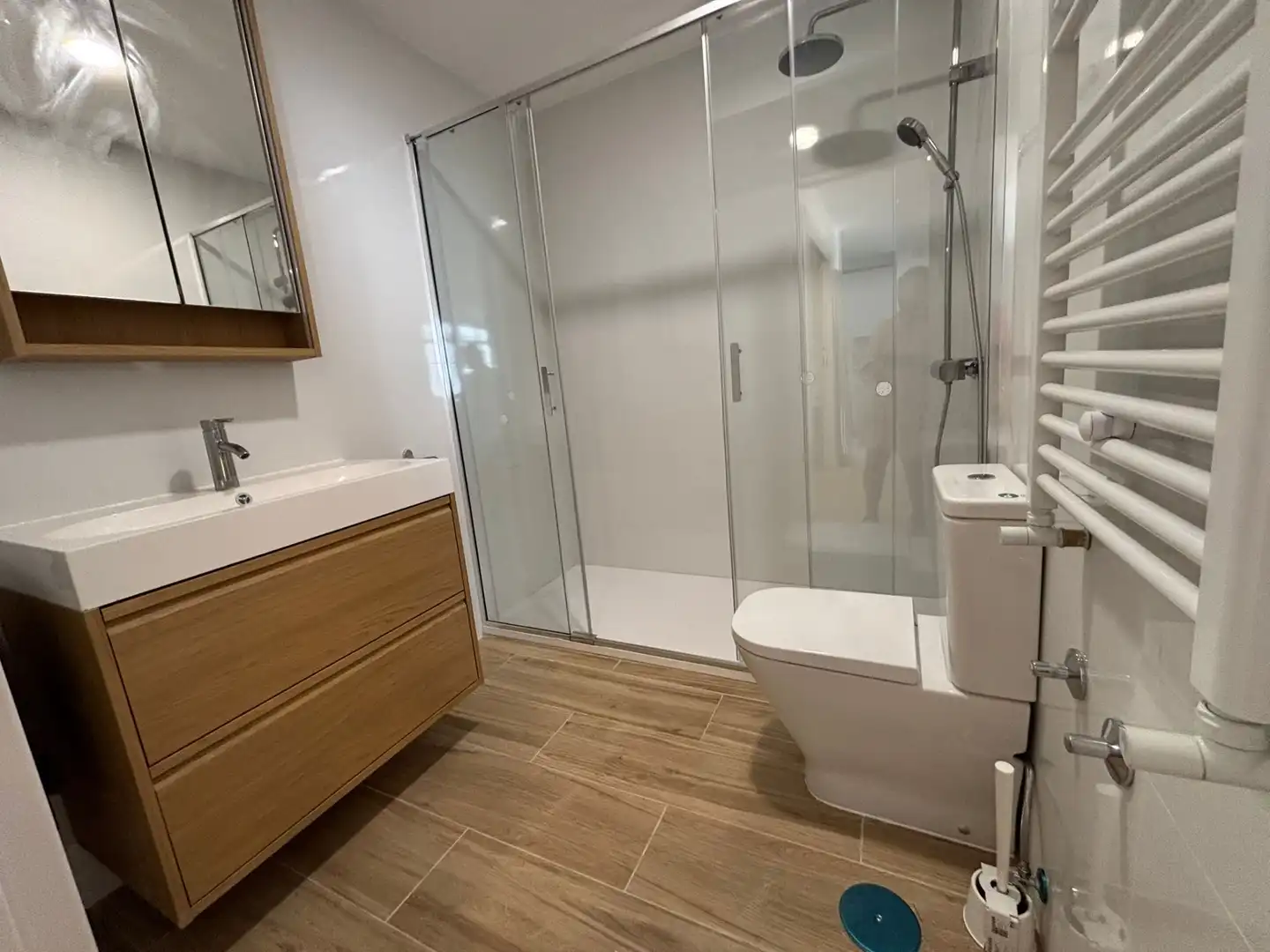 Baño de Piso en venta en Madrid con Aire acondicionado, Calefacción y Amueblado