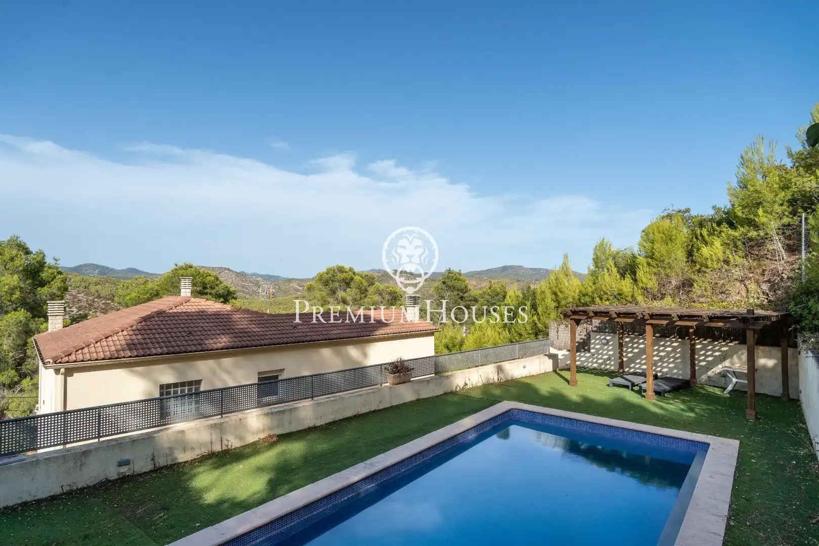 Maison avec piscine à vendre à Olivella
