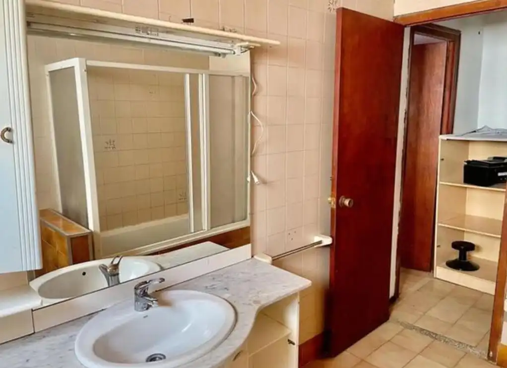 Bathroom of Houses for sale in Ascó