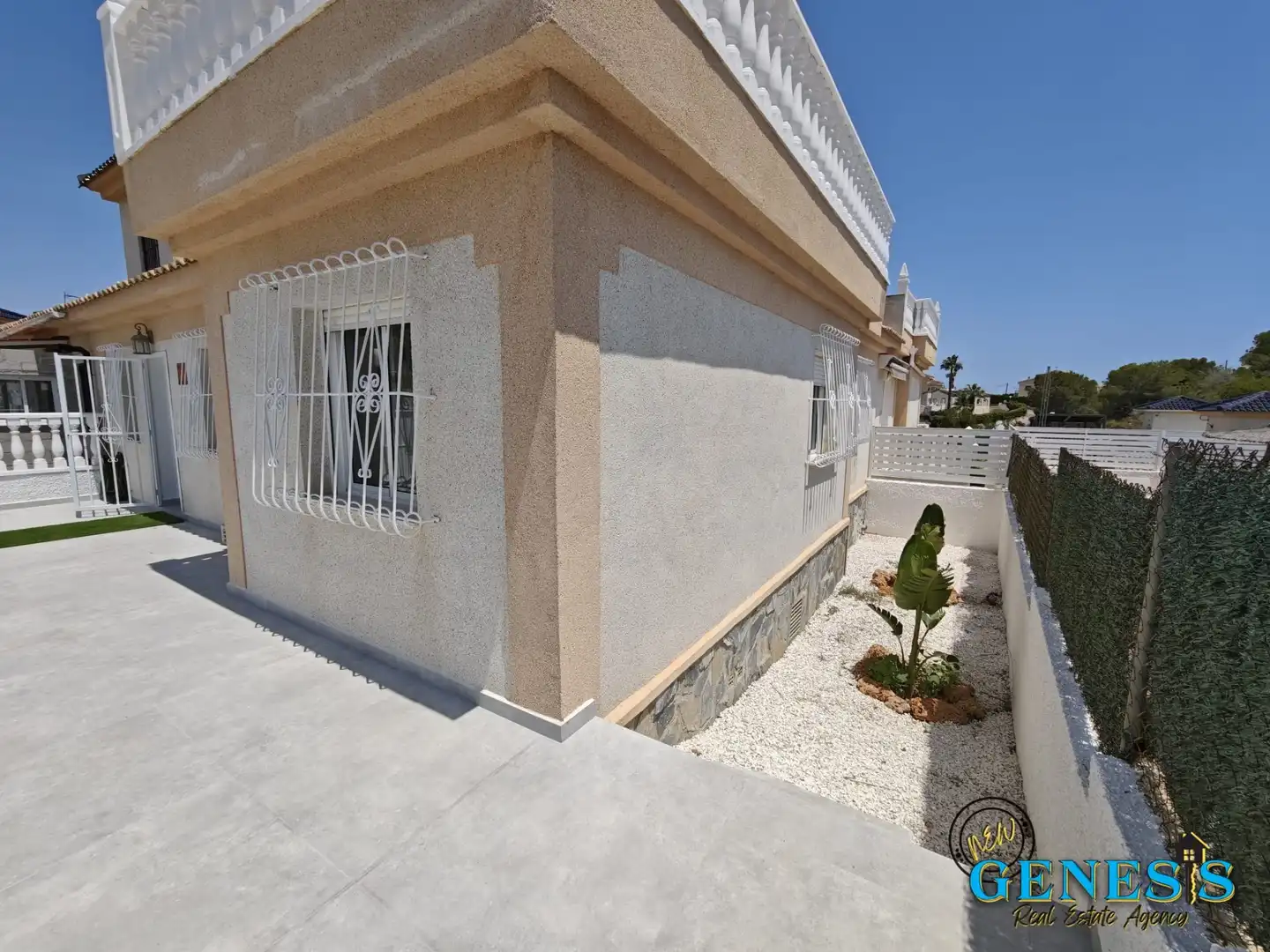 Vista exterior de Casa o chalet en venta en Rojales con Aire acondicionado, Terraza y Balcón