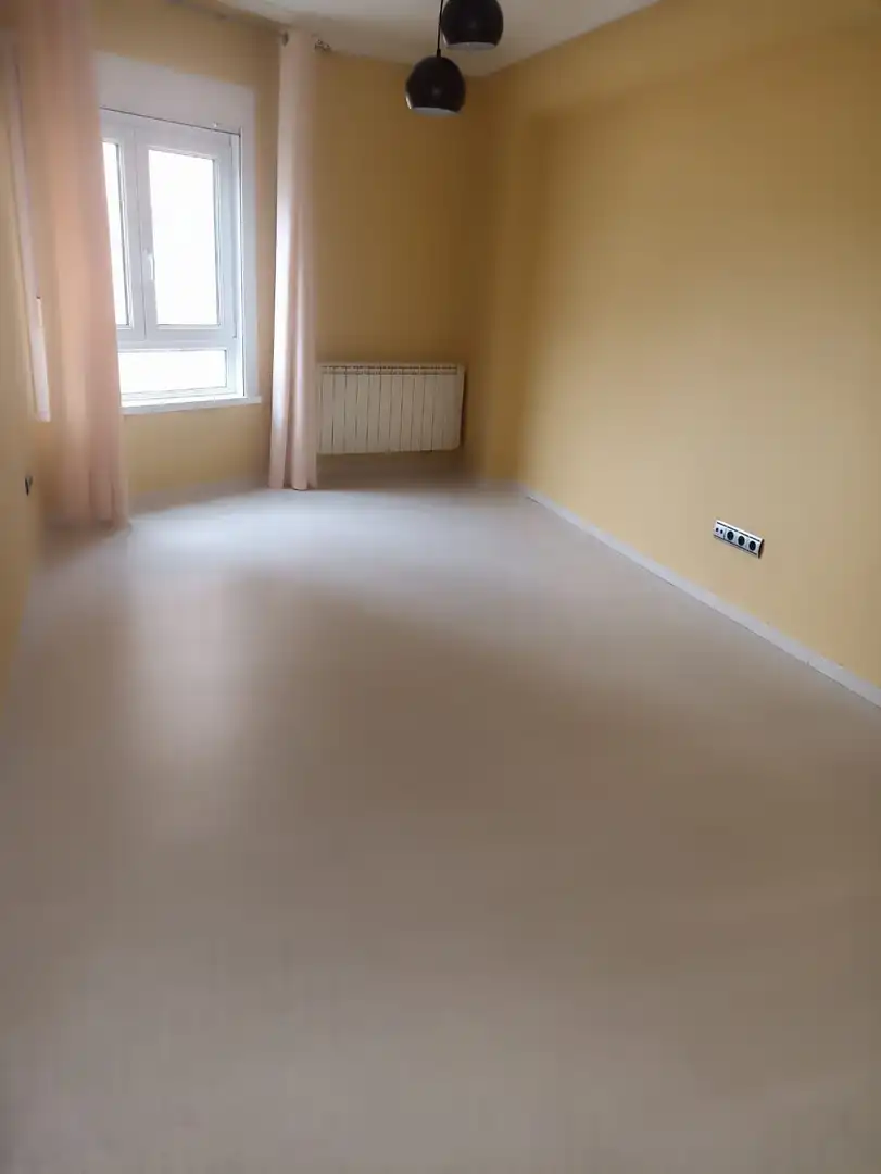 Habitación de Piso en venta en Carballo con Calefacción y Amueblado