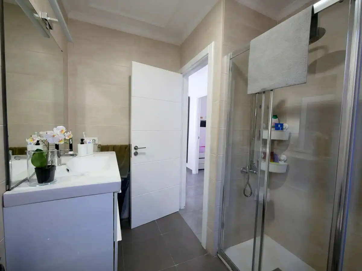Baño de Piso en venta en Arrecife con Aire acondicionado, Terraza y Trastero