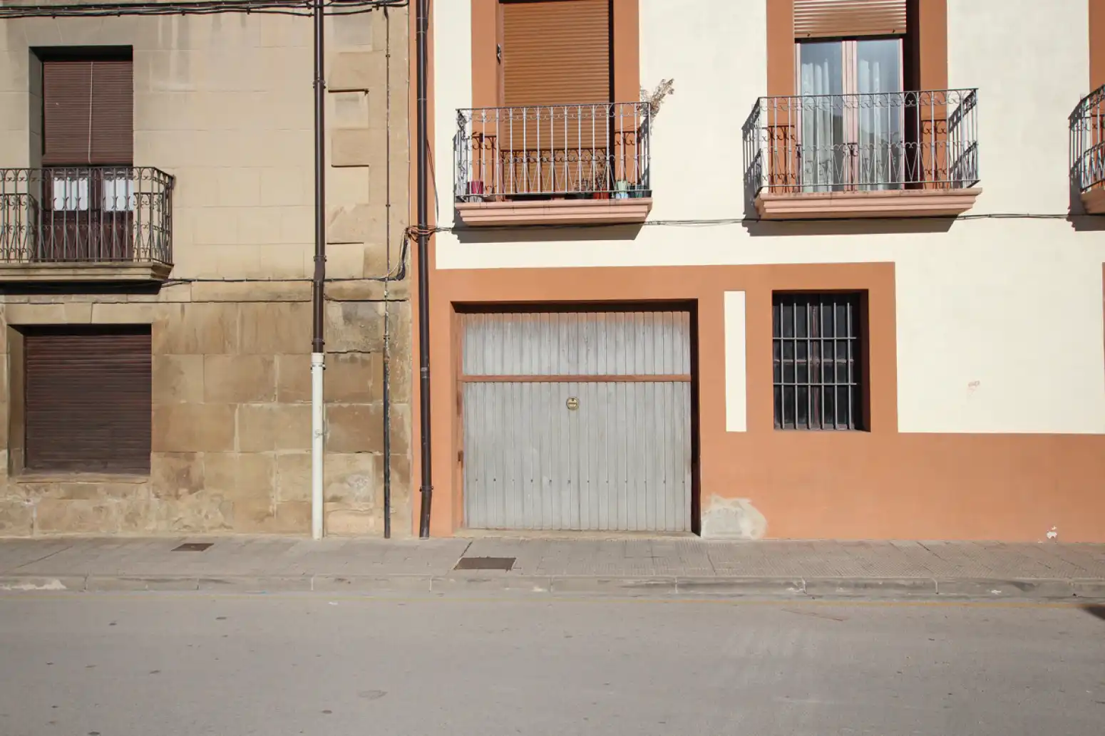 Parkplatz von Garage zum Verkauf in Tafalla