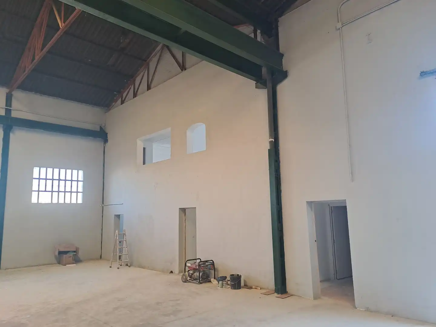Nau industrial en venda en Parla