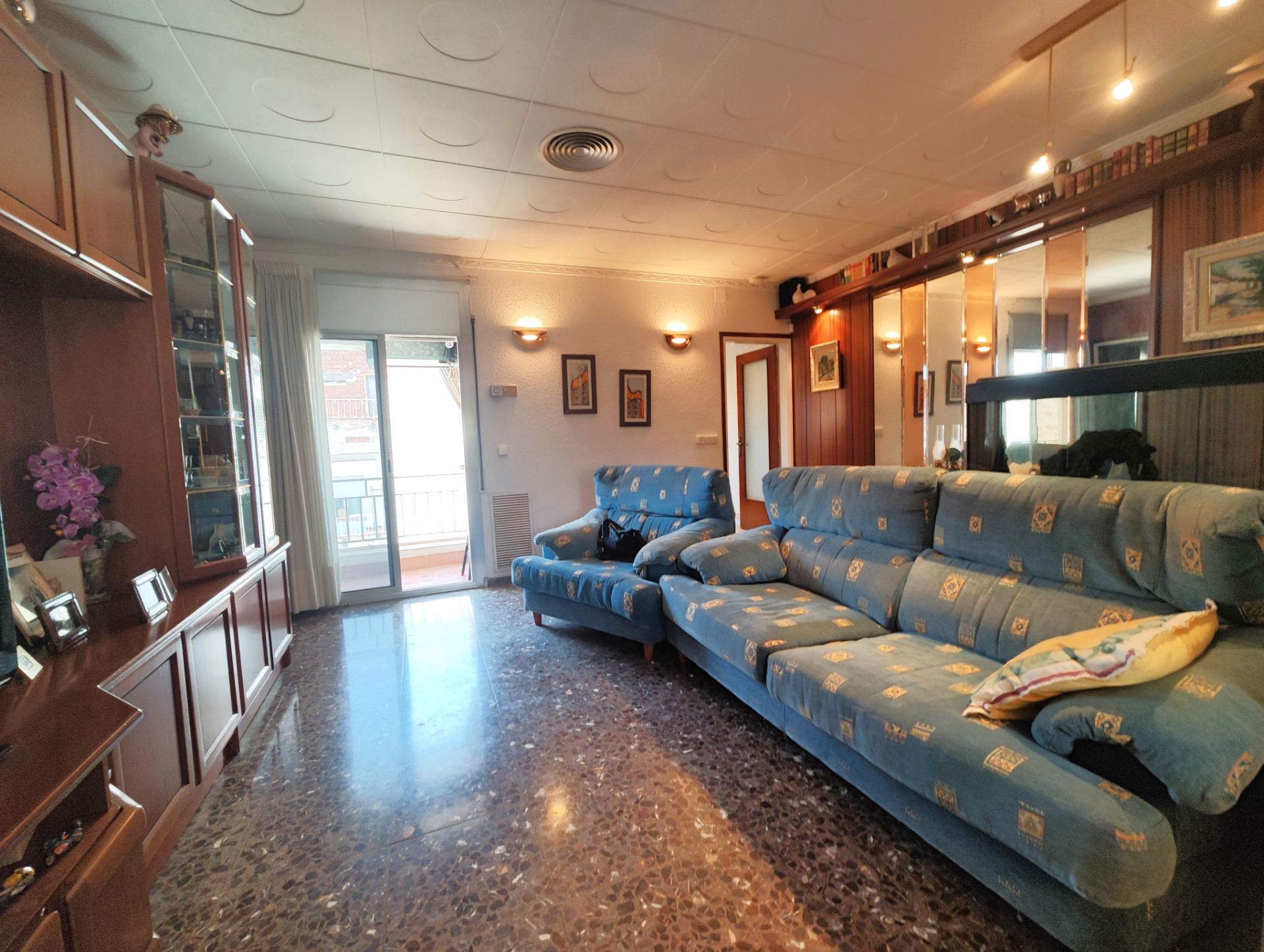 Sala d'estar de Pis en venda en Terrassa amb Aire condicionat, Calefacció i Terrassa