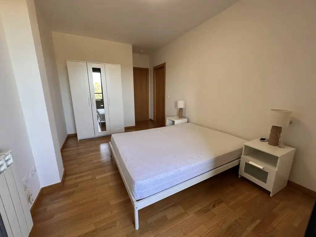 Bedroom of Apartments for rent in  Logroño  with Heating, Parquet flooring and Terrace