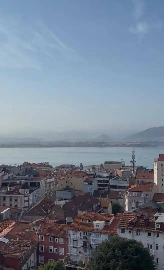Vista exterior de Loft en venta en Santander con Calefacción