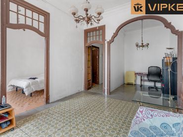 Flat with balcony for sale in Carrer de Balmes