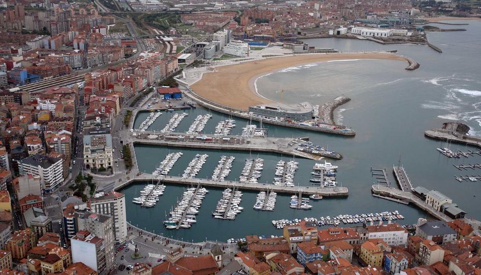 Foto 1 de Pis en venda a Llano, Asturias