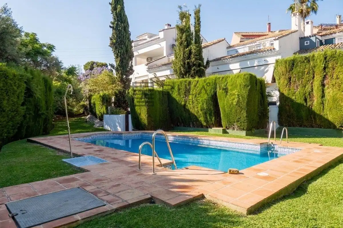 Semi-detached house with pool for sale in Lomas del Pozuelo, imagen 22
