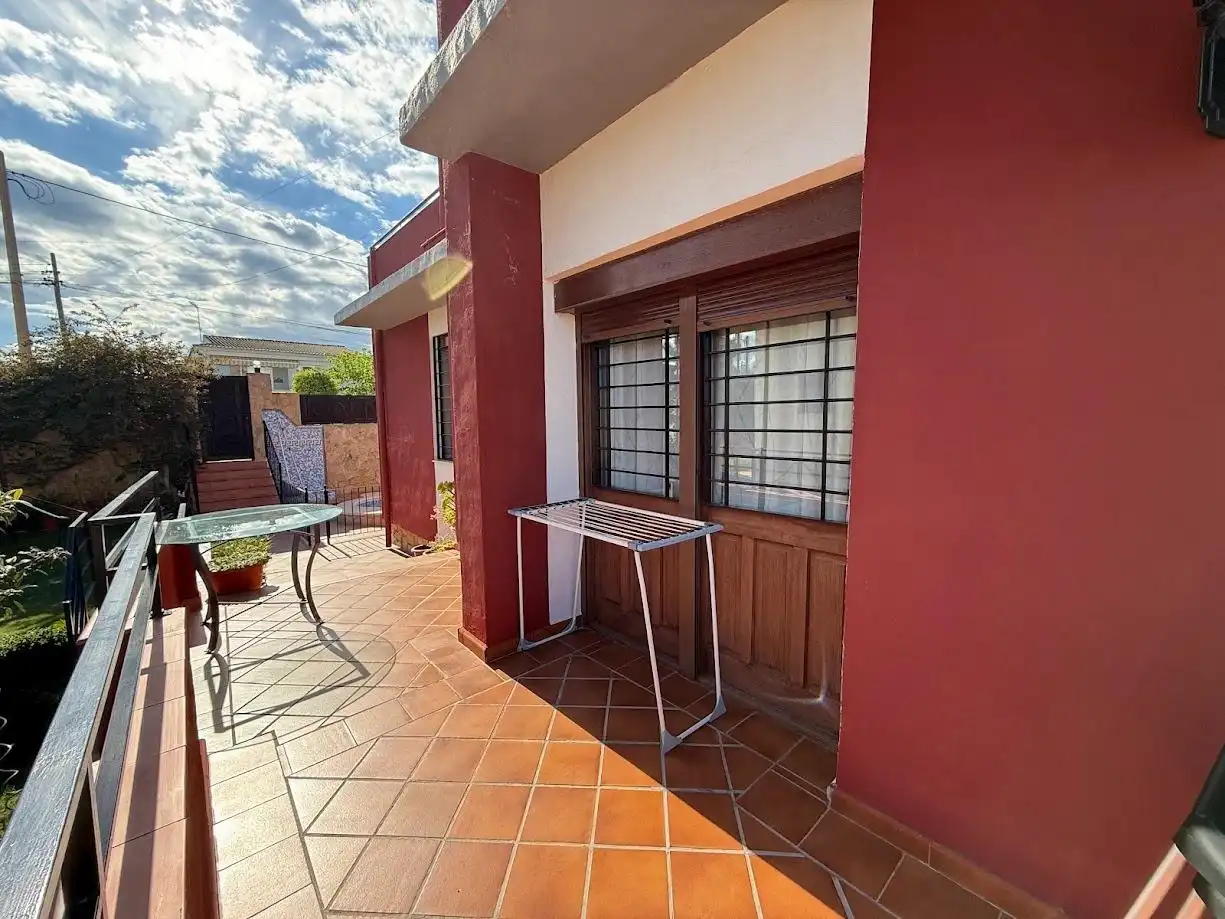 Terrassa de Casa o xalet en venda en Chiva amb Aire condicionat, Calefacció i Jardí privat