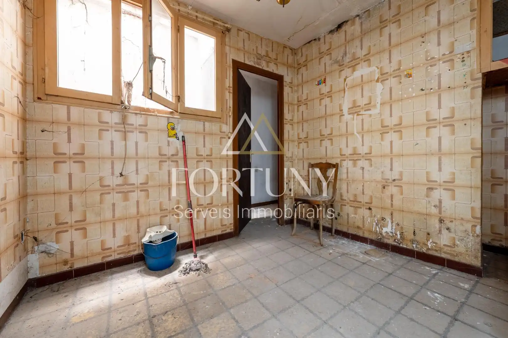 Edificio en venta en TORRES JORDI, L'Espluga de Francolí