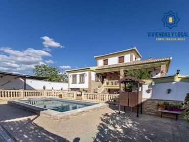 Villa con piscina in vendita a El Torreón - Cortijo Pretel