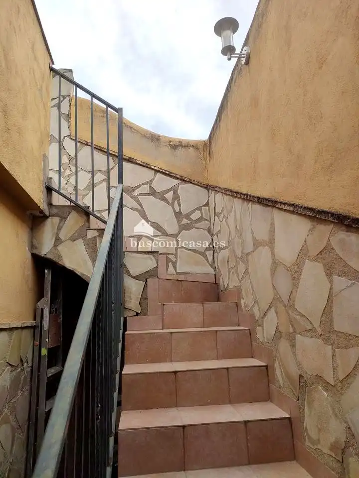 Vista exterior de Casa adosada en venta en Jaén con Aire acondicionado, Terraza y Amueblado