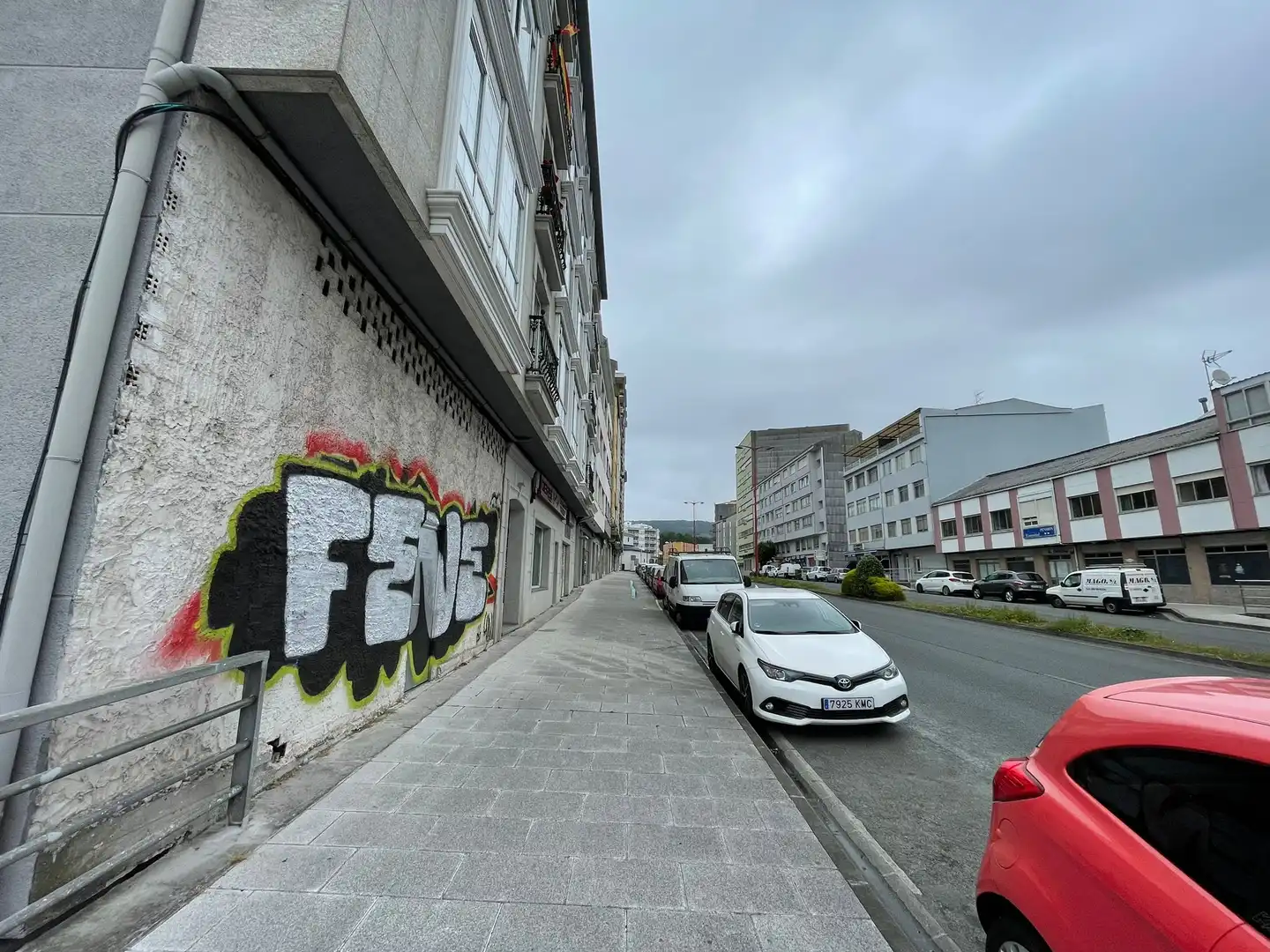 Business premises for sale in Avenida das Pías 18