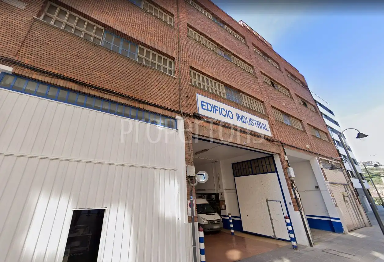Local comercial en venda a Basurto - Zorroza