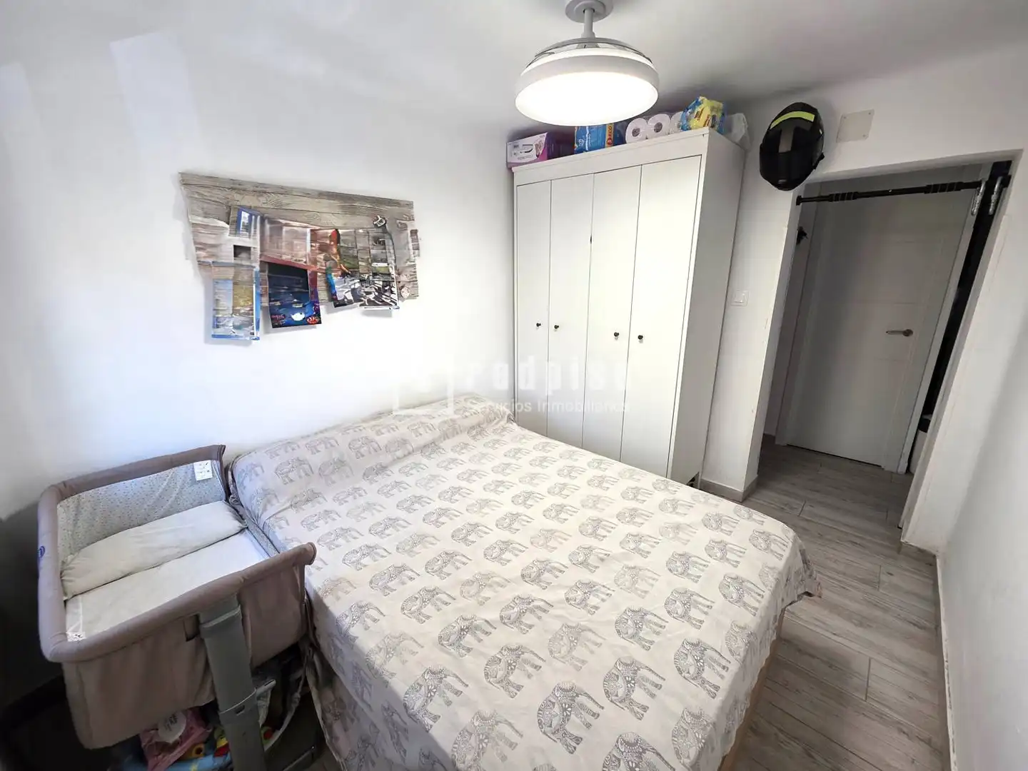 Bedroom of Flat for sale in Madrid  with Air Conditioner and Parquet flooring