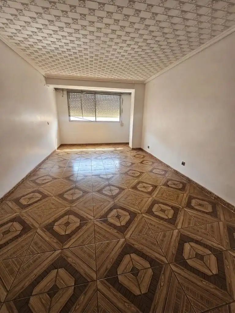 Sala d'estar de Pis en venda en Valencia amb Balcó